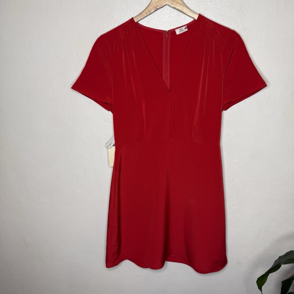 Wilfred Little Moon Bluebell Red V-Neck Dress Short Sleeve Womens Medium Classic